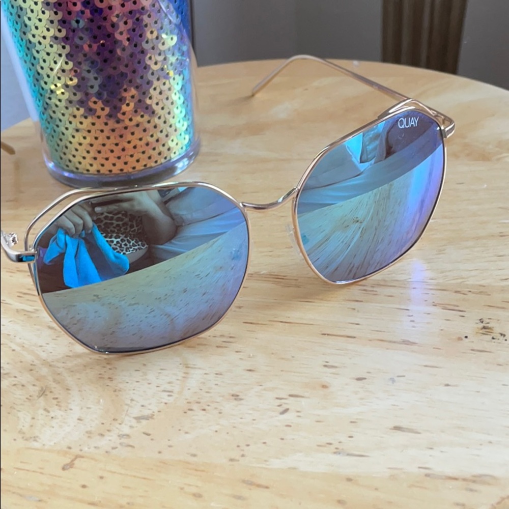 Quay sunnies